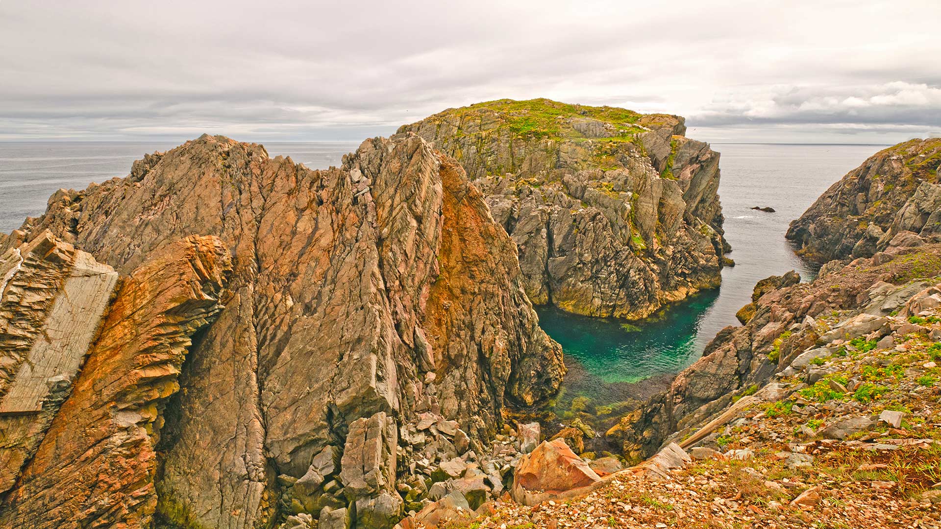 Terre-Neuve et Saint-Pierre-et-Miquelon en avion: Une découverte pittoresque!
